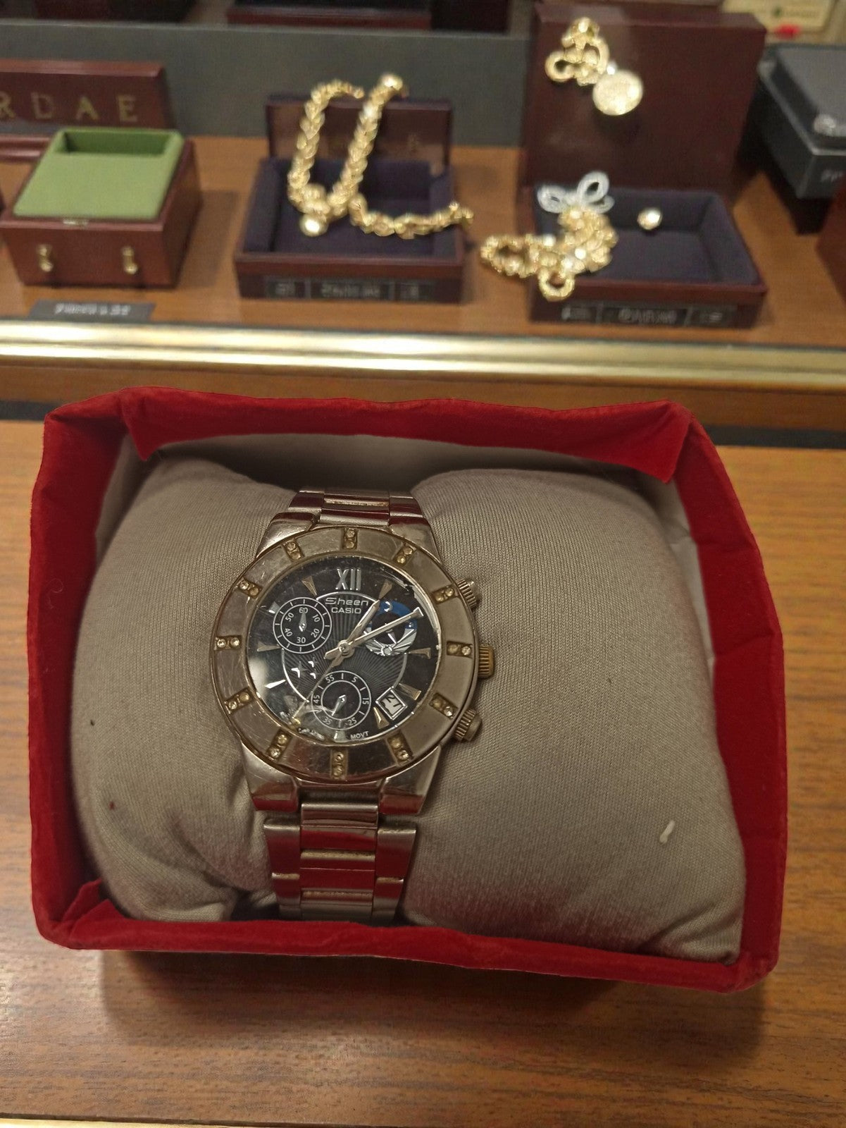 Montre Casio Sheen homme, bracelet métal, cadran noir, chrono, d'occasion