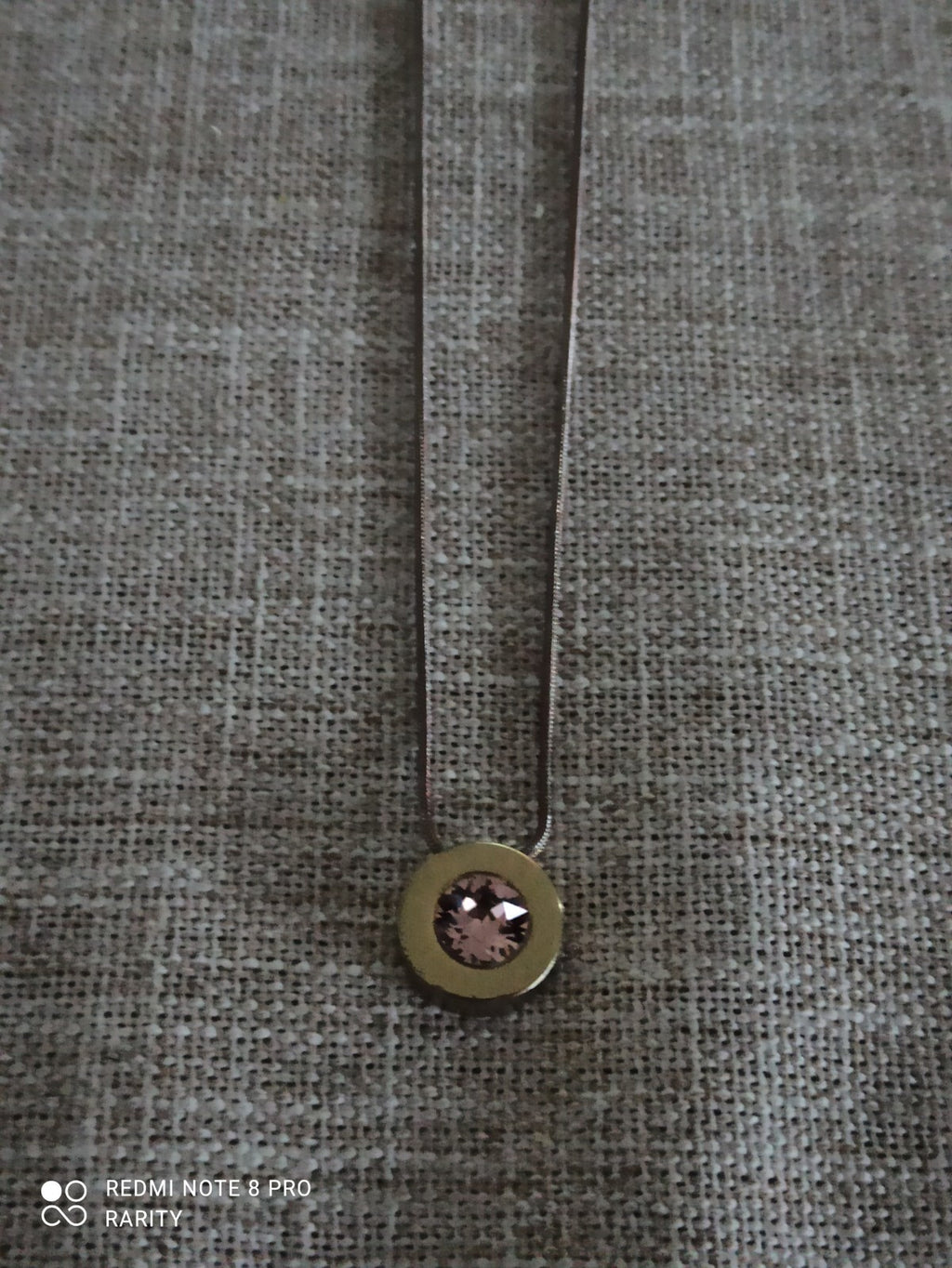 Collier pendentif vintage rond strass clair, bijou fantaisie rétro