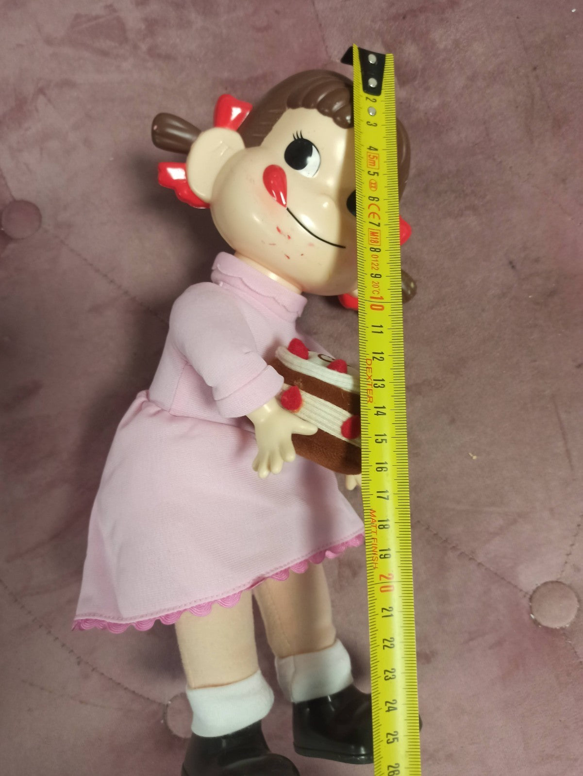 Poupée Peko-Chan vintage, figurine soft vinyl, robe rose, style rétro Japon