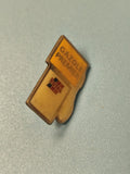 Vintage pin's Total Gazole Premier ancien, forme pompe à essence, collector