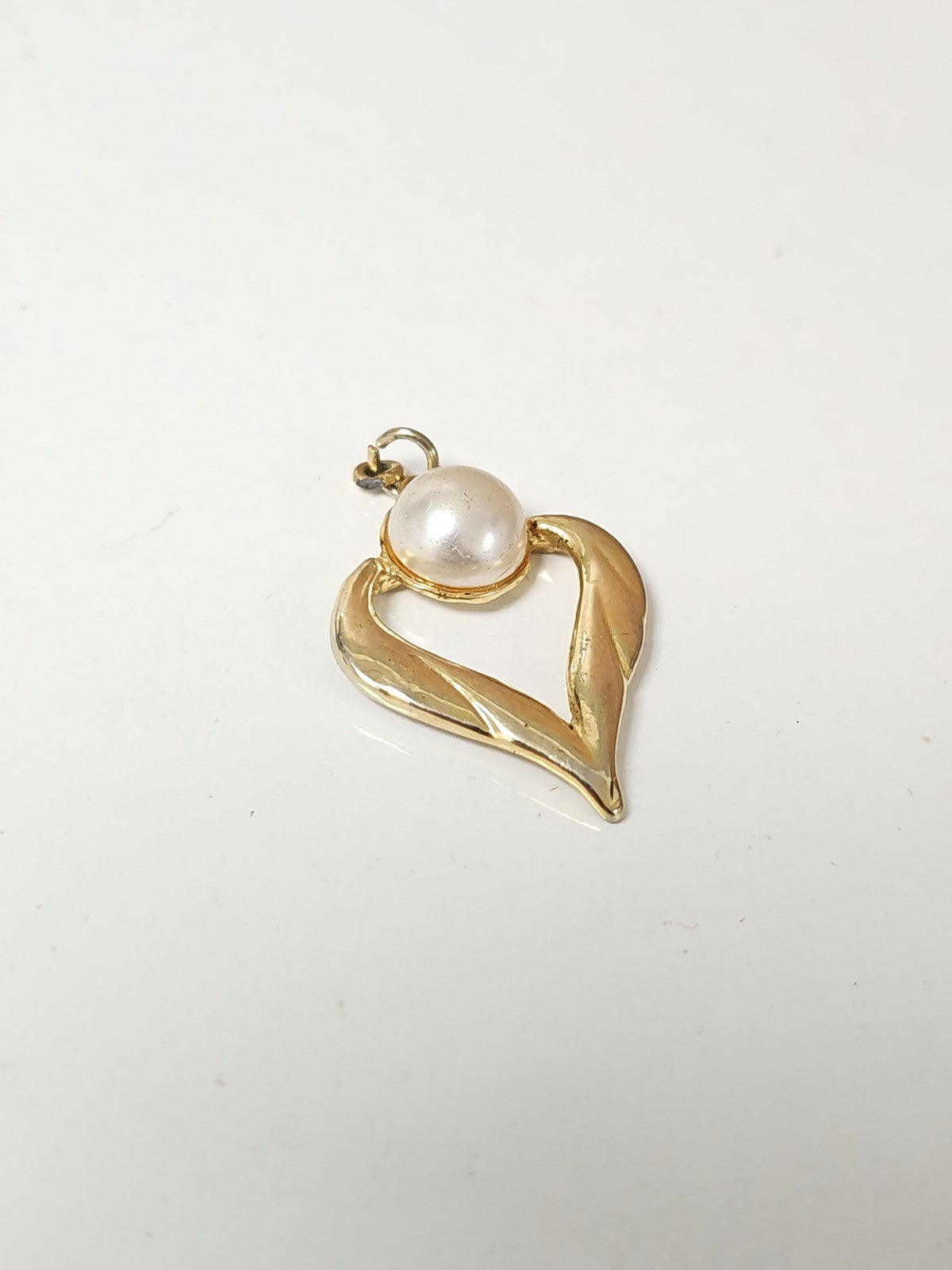 Antique vintage gold-plated retro pendant for collector pre-owned jewelry