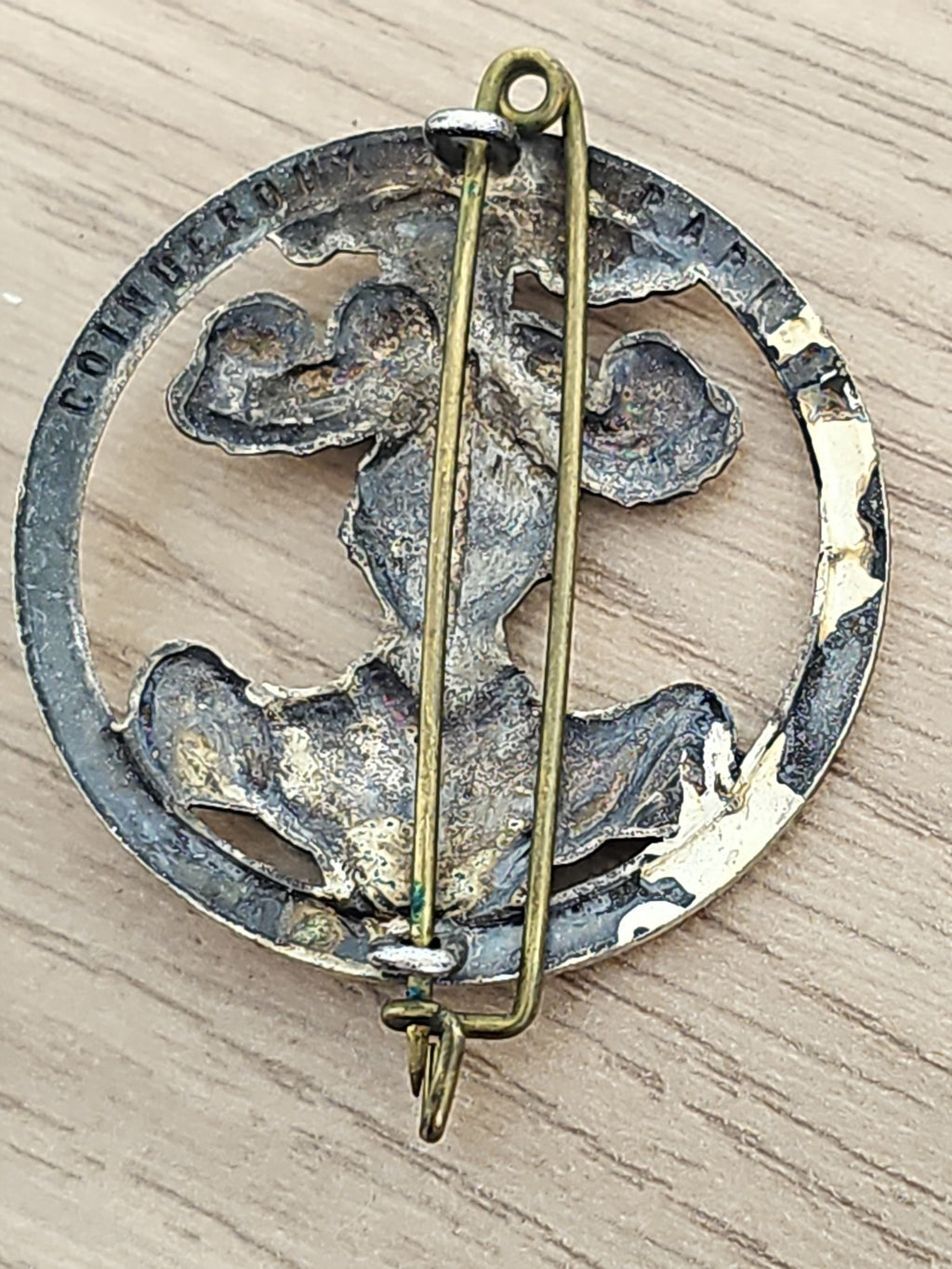 Insigne béret militaire ancien chevalier cercle métal vintage armée française