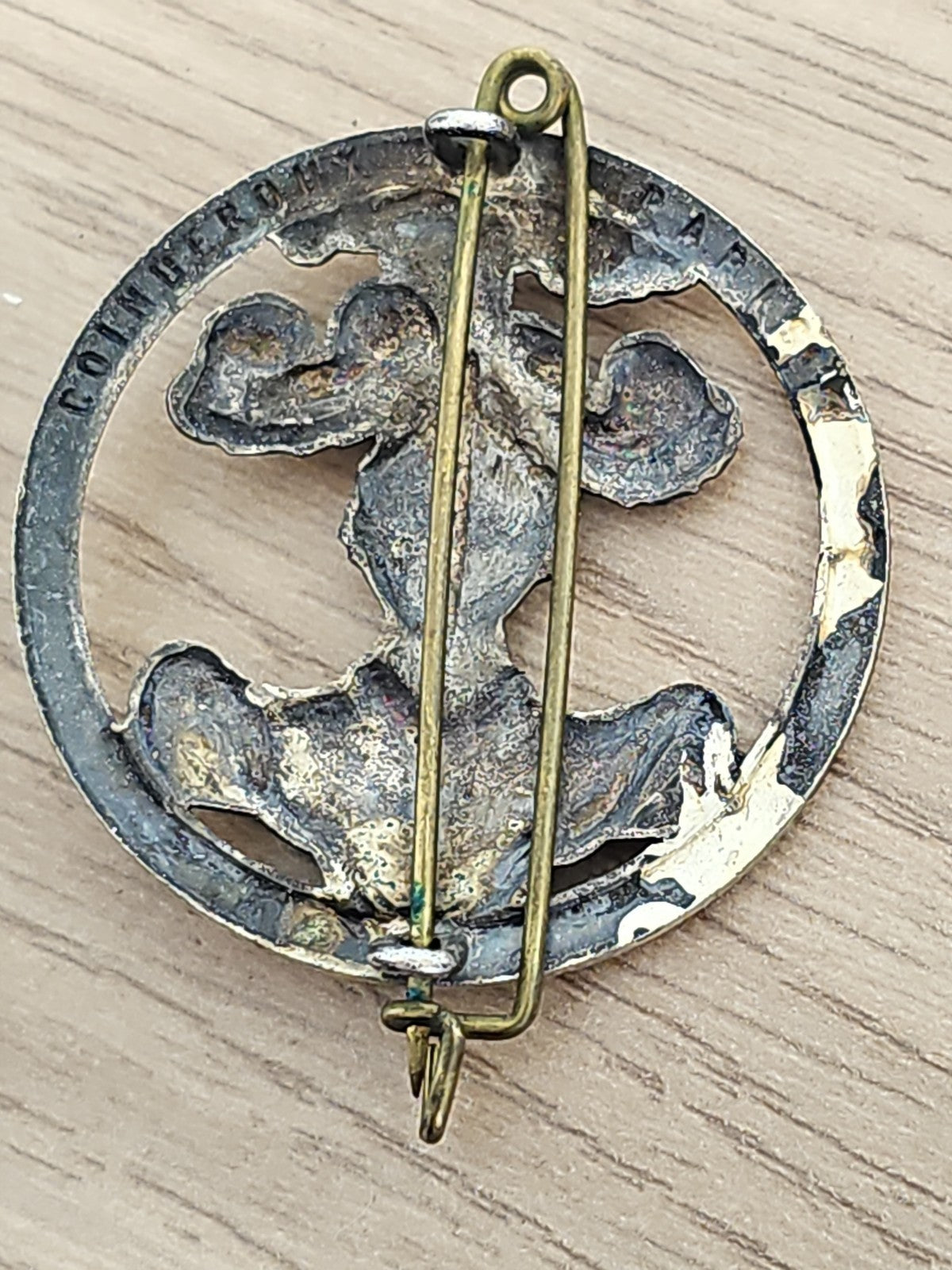 Insigne béret militaire ancien chevalier cercle métal vintage armée française