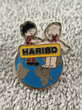 Pin's vintage HARIBO globe enfants, badge ancien, émaillé, Haribo pin (Ref 4)