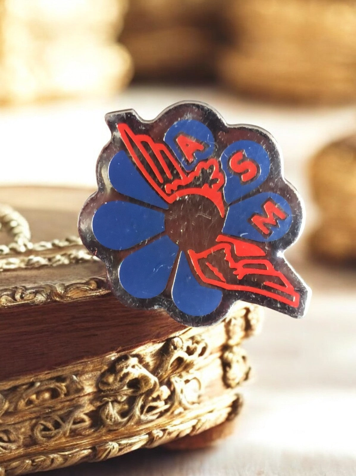 Pin's vintage ASM football bleu rouge – badge ancien supporter années 80