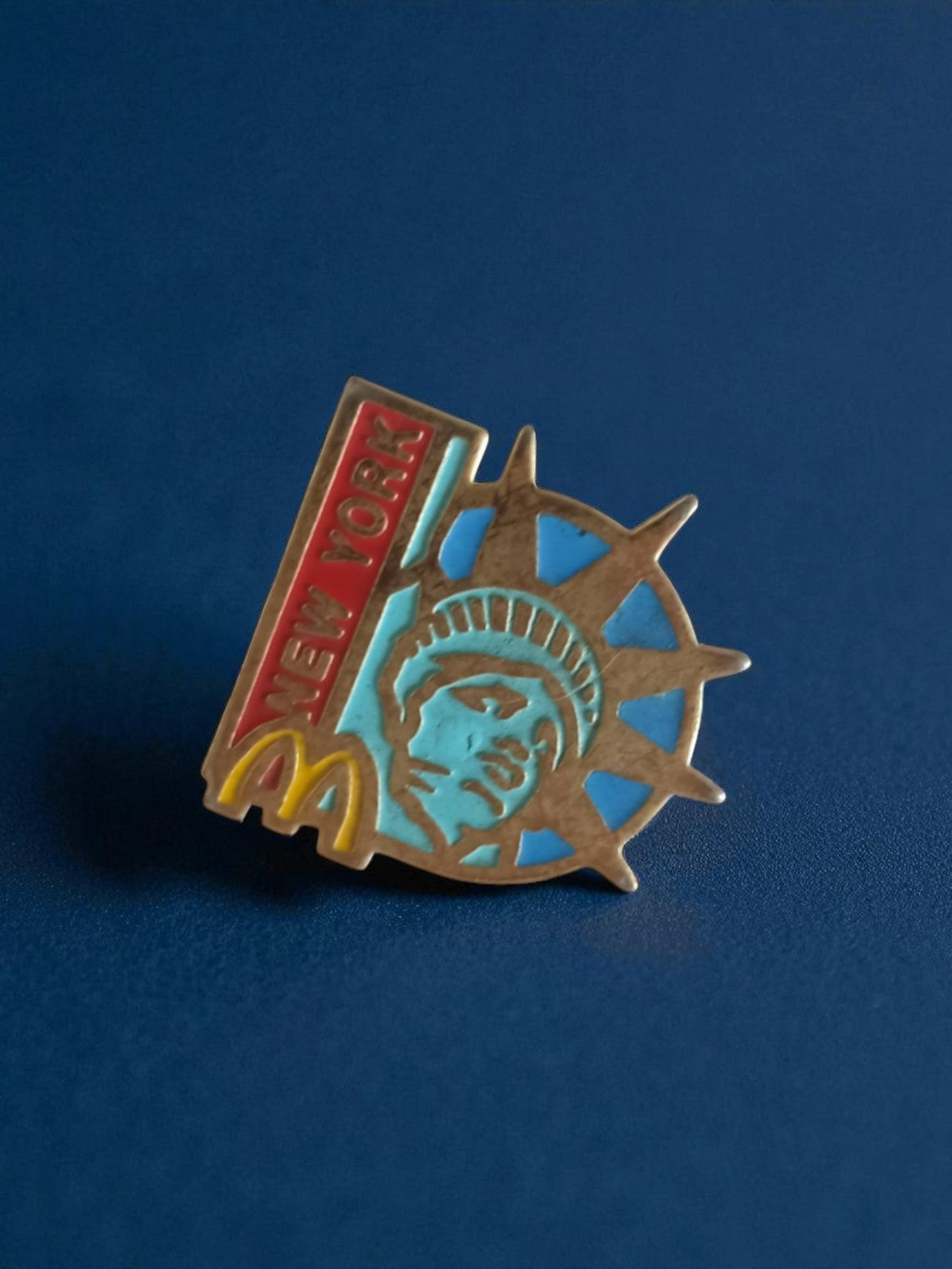Pin's vintage McDonald's New York Statue Liberté rétro USA publicité ancien
