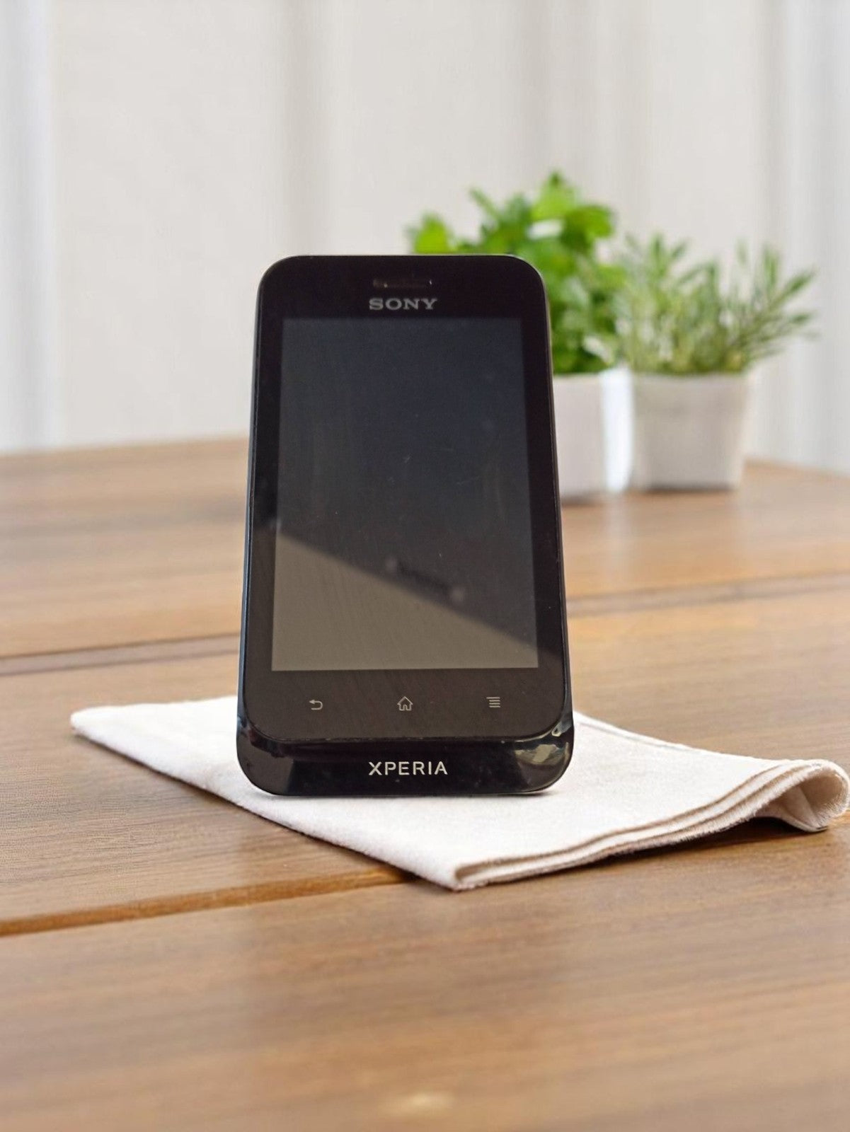 Téléphone portable Sony Xperia vintage noir sans chargeur – Fonctionnel