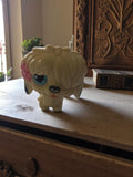 Figurine Petshop vintage chien blanc œil bleu fleur rare ancien