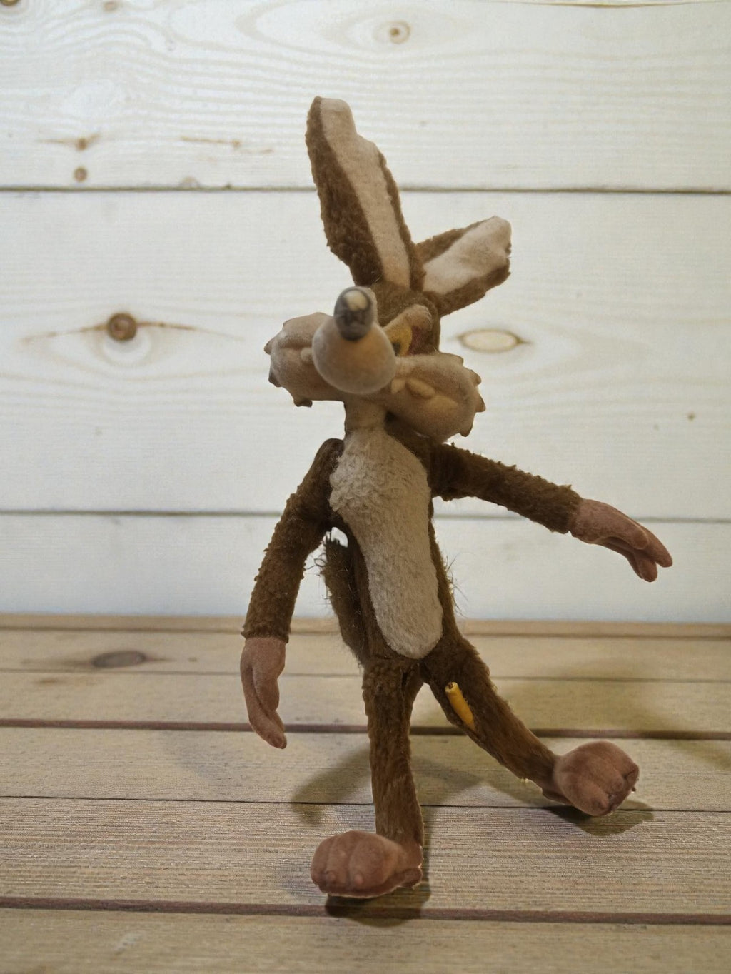 Figurine vintage Coyote Looney Tunes ancien jouet peluche rétro collection