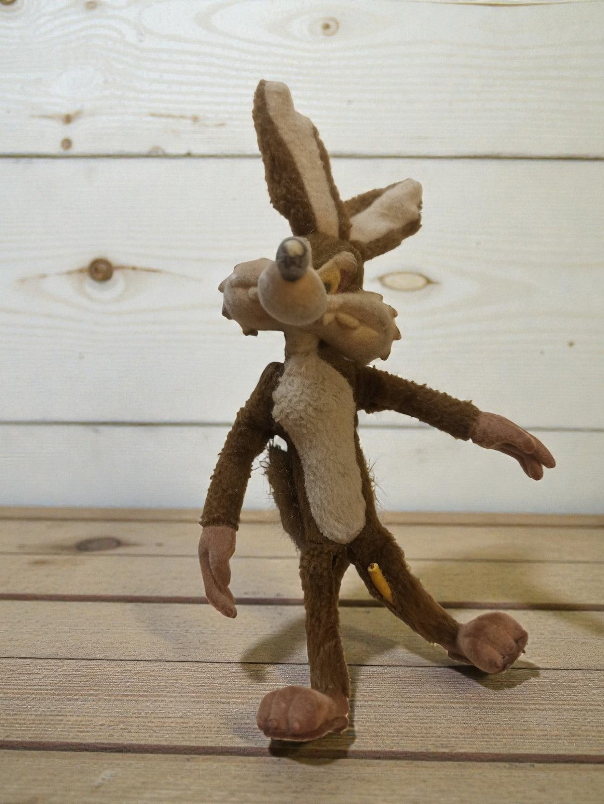 Figurine vintage Coyote Looney Tunes ancien jouet peluche rétro collection