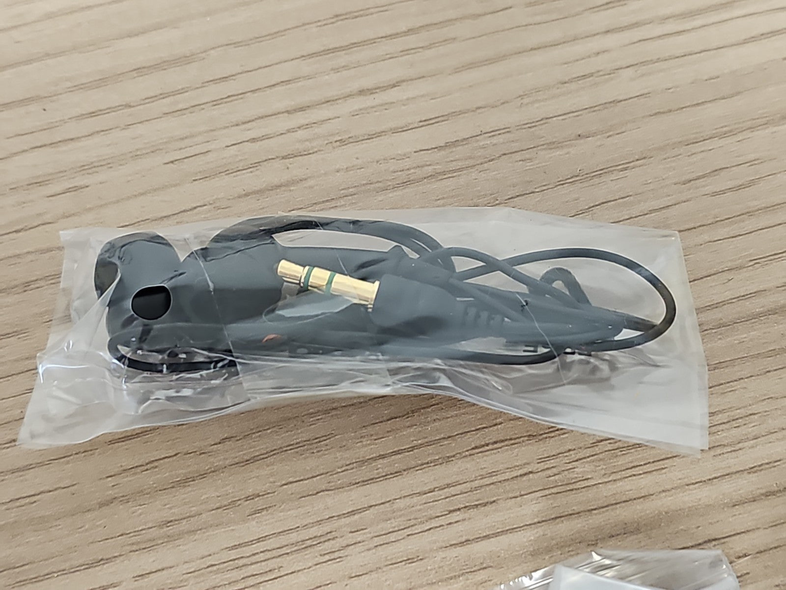 Oreillette Walkman Sony Ericsson noire ? kit mains libres MP3 portable