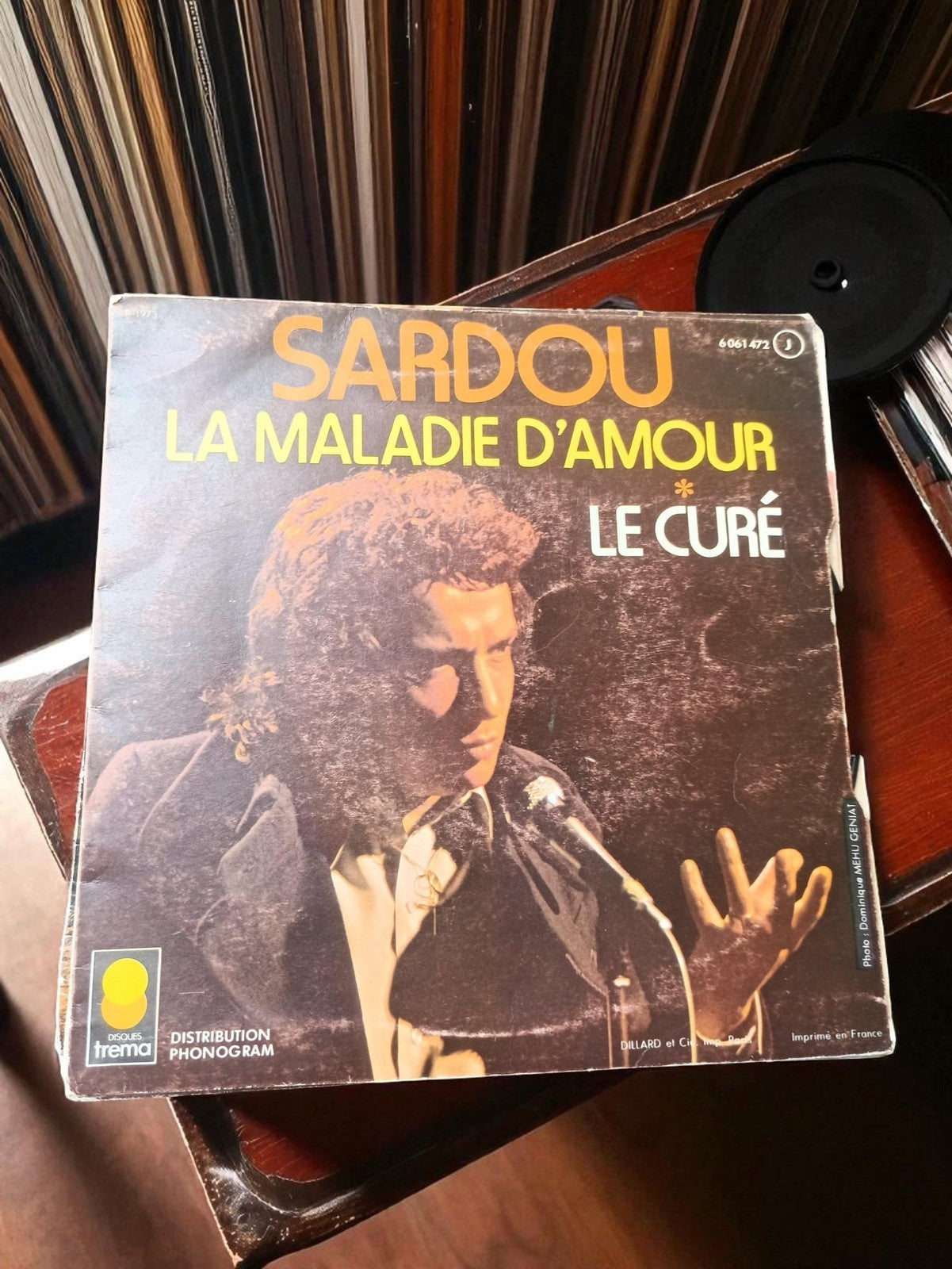 Disque vinyle 45 tours Michel Sardou La Maladie d'Amour ancien Trema