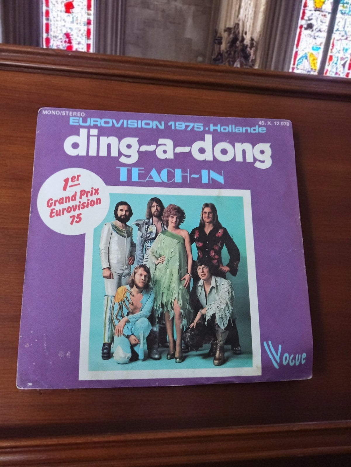 Vinyle 45 tours Teach-In Ding-a-Dong Eurovision 1975 Vintage | Pochette Violet