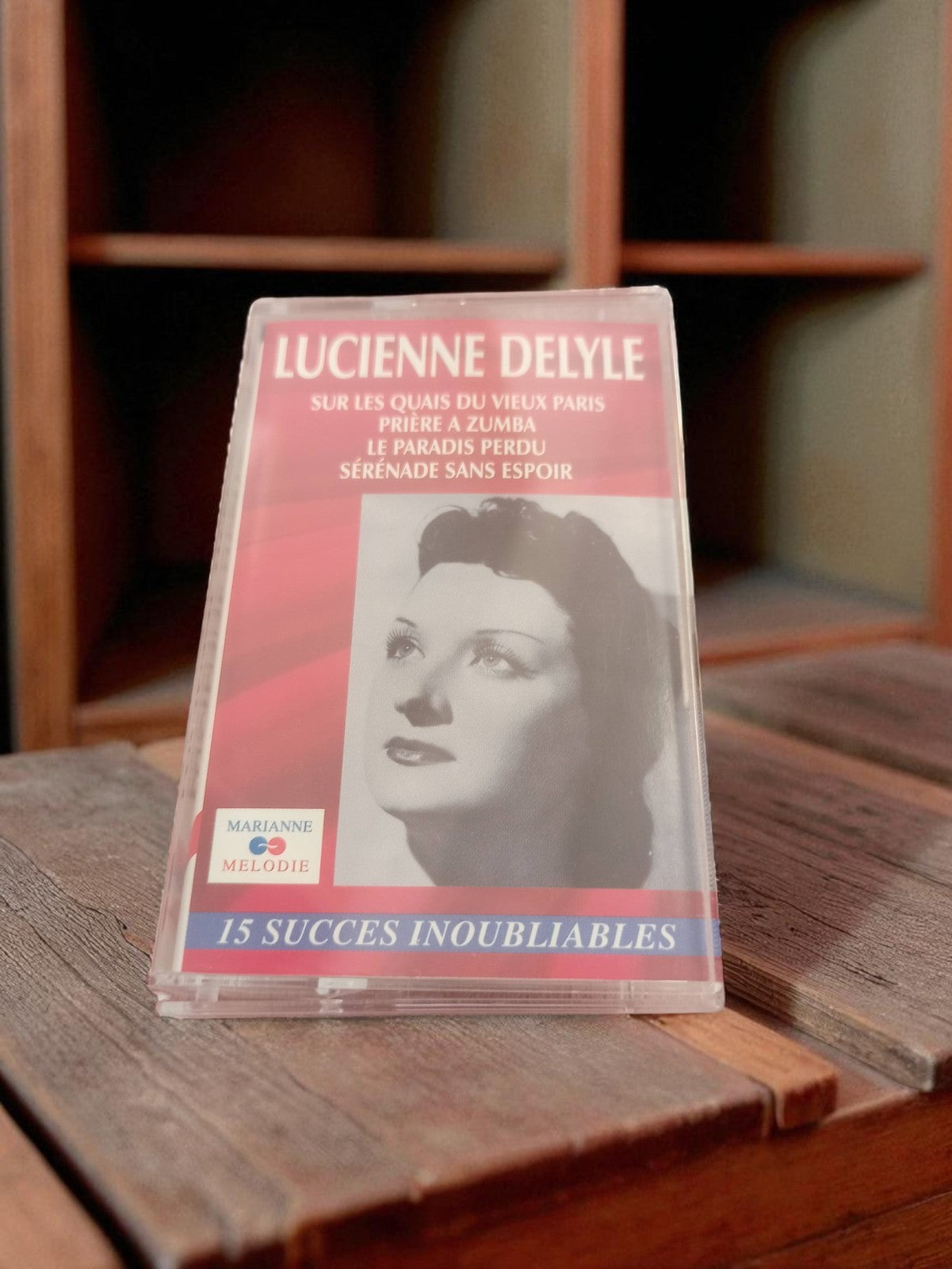 Cassette audio Lucienne Delyle vintage années 50-60 rétro Marianne Mélodie