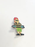 Pin's ancien rétro surf années 80, badge vintage collection sports de glisse