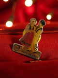 Pin's ancien FINA Pays Basque vintage années 90 badge publicitaire rétro